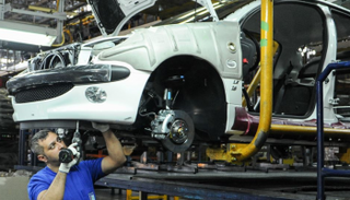 مصنع سيارات محلي في إيران - أرشيفية