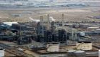 مؤسسة البترول الكويتية تطلب شحنة غاز مسال تسليم أبريل