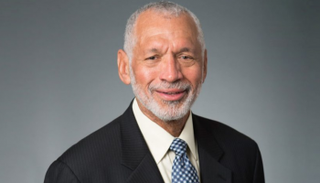 شارلز بولدن الرئيس السابق لوكالة الفضاء الأمريكية 