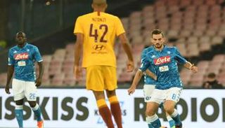 مواجهة سابقة بين روما ونابولي 