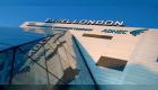 "إكسل لندن" يفوز باستضافة "الفورمولا –إي" للسيارات الكهربائية 2020