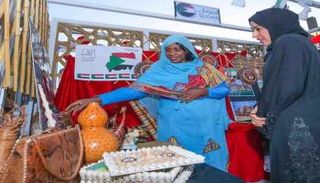 جانب من معرض التسامح العالمي للأسر المنتجة 