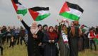 بالصور.. شهيد و131 إصابة في "جمعة المرأة" بمسيرة العودة شرق غزة