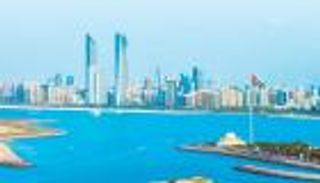 التوصية بإطلاق مبادرات تحمي المحيطات من التلوّث البيئي