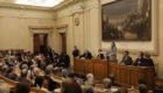 موقع فرنسي يدعو إلى دعم أوروبي للمعارضة الإيرانية