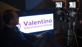 رامي إمام أثناء تصوير "فلانتينو"