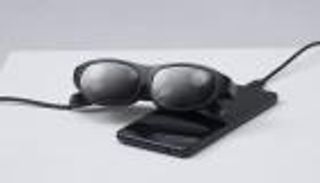 "أبل" تخطط لإنتاج نظارات بتقنية الواقع الافتراضي