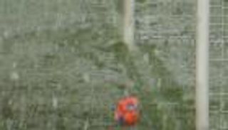 بالفيديو.. الثلوج تمنع هدفا محققا لهانوفر أمام ليفركوزن