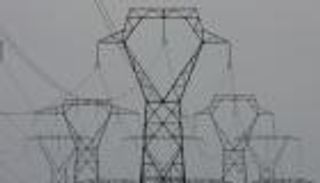 السعودية تطرح مناقصة لمشروع الربط الكهربائي مع مصر يونيو المقبل