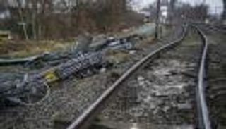 الرياح تقتل رجلا وتعرقل حركة القطارات في بلجيكا