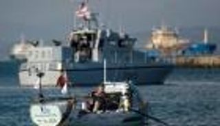 بالصور.. بريطاني مبتور الساق يسجل رقما قياسيا باجتياز الأطلسي