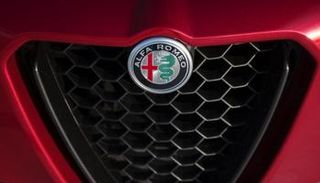 ألفا روميو تطرح طراز "Tonale" عام 2022