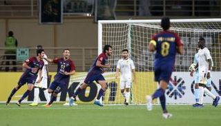 الوحدة يهزم الاتحاد