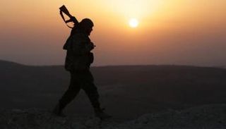 أحد مسلحي داعش في سوريا - أرشيفية