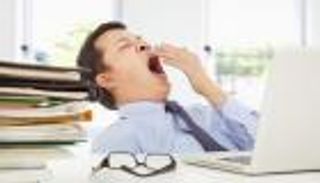 أضرار قلة النوم.. اكتئاب وصداع وغضب سريع