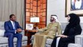 محمد بن راشد يبحث مع رئيس توجو تعزيز علاقات التعاون