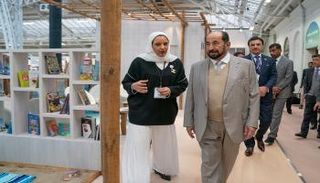 سلطان القاسمي خلال إعلان برنامج فعاليات الشارقة عاصمة عالمية للكتاب