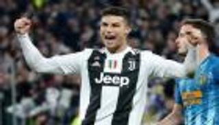 الصحف الإيطالية تتغزل في رونالدو "المفترس"