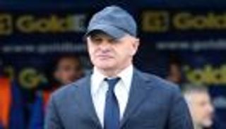 إمبولي الإيطالي يقيل مدربه إياكيني