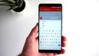 لوحة الكتابة الرقمية Gboard