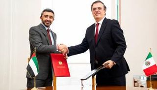 الشيخ عبدالله بن زايد ووزير العلاقات الخارجية المكسيكي