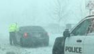 بالصور.. عاصفة ثلجية عنيفة تشلّ الحياة في عدة ولايات أمريكية