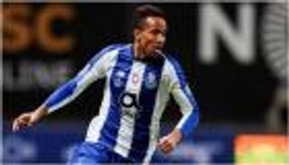 مدافع بورتو أولى صفقات ريال مدريد الصيفية