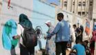 نسخة داعشية في صنعاء.. مليشيا الحوثي توقف حملة فنية