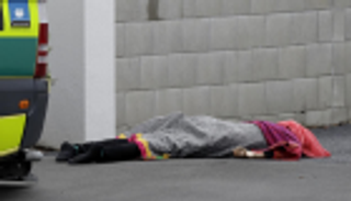 29 عاماً تفصل بين الحادثين الإرهابيين الأكثر عنفاً في تاريخ نيوزيلندا