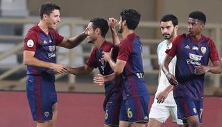 فرحة فريق الوحدة أمام بني ياس