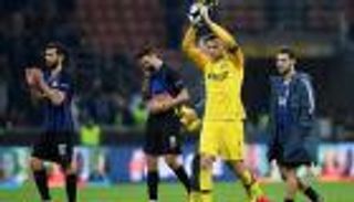 إنتر يسعى للتحسن قبل ديربي الغضب بعد الخروج الأوروبي