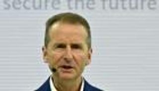 رئيس فولكس فاجن يعتذر بعد استلهامه عبارة "نازية"