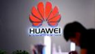 هواوي تستعد لانتزاع صدارة المبيعات العالمية من سامسونج