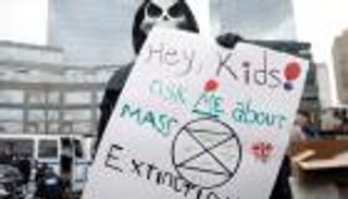 بالصور.. آلاف الطلاب في مظاهرات بعدة مدن لمواجهة تغير المناخ