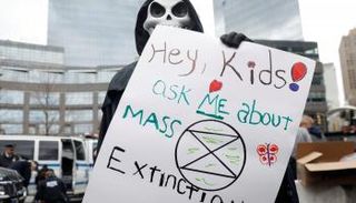 انتفاضة طلابية ضد التلكؤ الرسمي في مواجهة أزمة المناخ