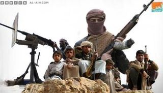 مسلحون تابعون لمليشيا الحوثي الانقلابية
