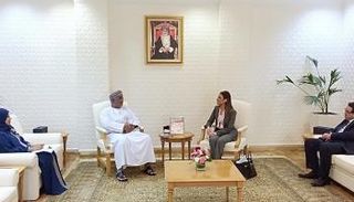 وزيرة الاستثمار المصرية تبحث مع مسؤولين عمانيين تعزيز التعاون المشترك