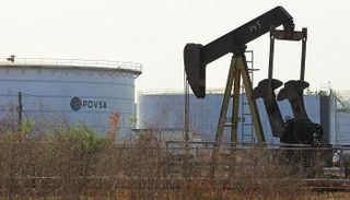 منشأة نفطية في فنزويلا- رويترز