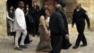 الصواريخ تؤجل زيارة كاردشيان إلى إسرائيل