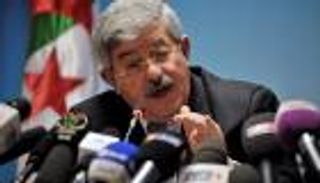 أحمد أويحيى يدعو حكومة الجزائر لتلبية مطالب المحتجين