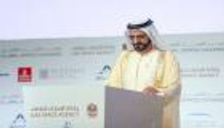 محمد بن راشد يوجه بتطوير أول قمر صناعي بأيدي العلماء العرب