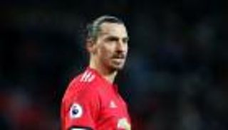 إبراهيموفيتش يطالب جماهير مانشستر يونايتد بنسيان فيرجسون