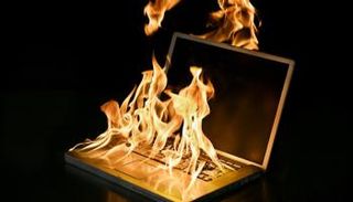 HP تستدعي أكثر من 80 ألف كمبيوتر محمول خوفا من انفجار البطارية