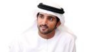 الشيخ حمدان بن محمد يزور معرض الفنون "آرت دبي"