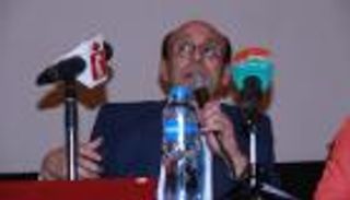 بالصور.. تكريم محمد صبحي في مهرجان الأقصر للسينما الأفريقية