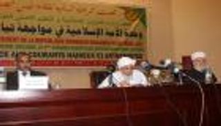 عبدالله بن بيه: يجب مواجهة التطرف في إطار "عولمي"