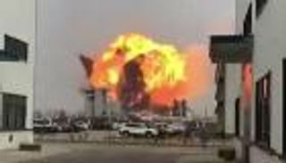  بالصور.. 12 مصابا في انفجار  بمصنع للكيماويات بالصين