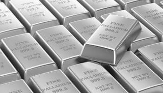 البلاديوم يسجل ذروة جديدة