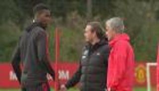 بوجبا ينفي علاقته بإقالة مورينيو من تدريب مانشستر يونايتد