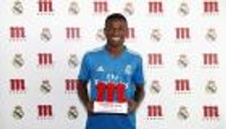 فينيسيوس يتوج بجائزة لاعب شهر فبراير في ريال مدريد